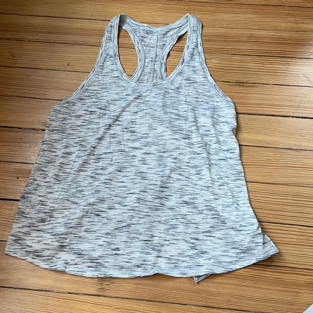 Lululemon Loose Tie Tanks. Size 10.